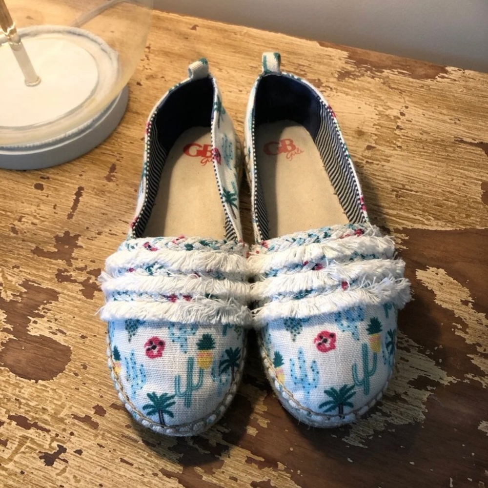 GB girls loafers size 3 in girls